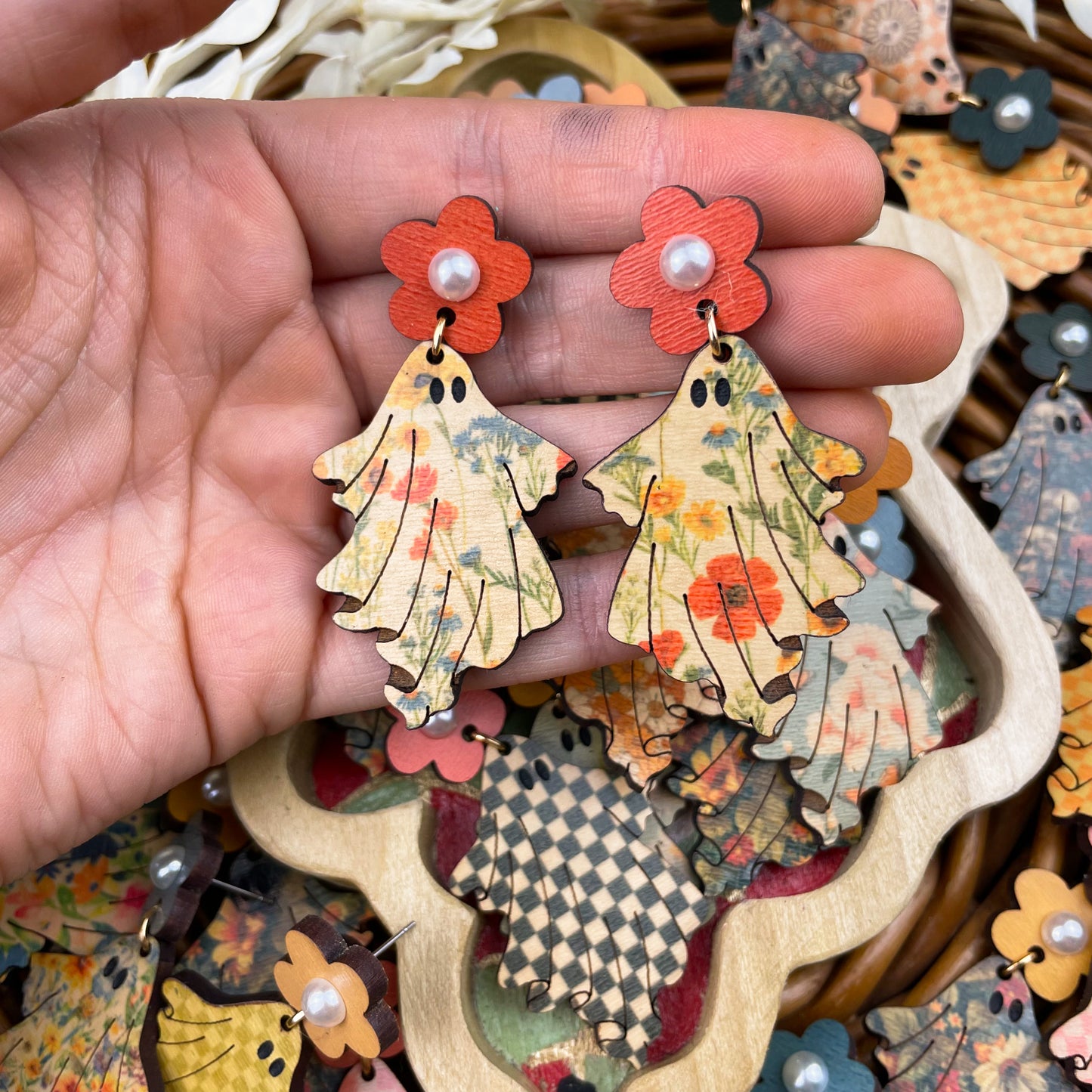 MYSTERY Classic Girly Ghouls