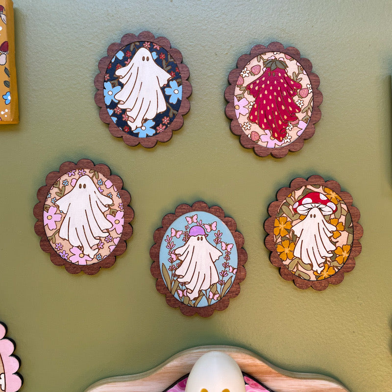 Girly Ghoul Mini Wall Hanging Set