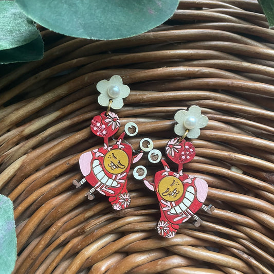 Cuddly Crab Sponge Earrings